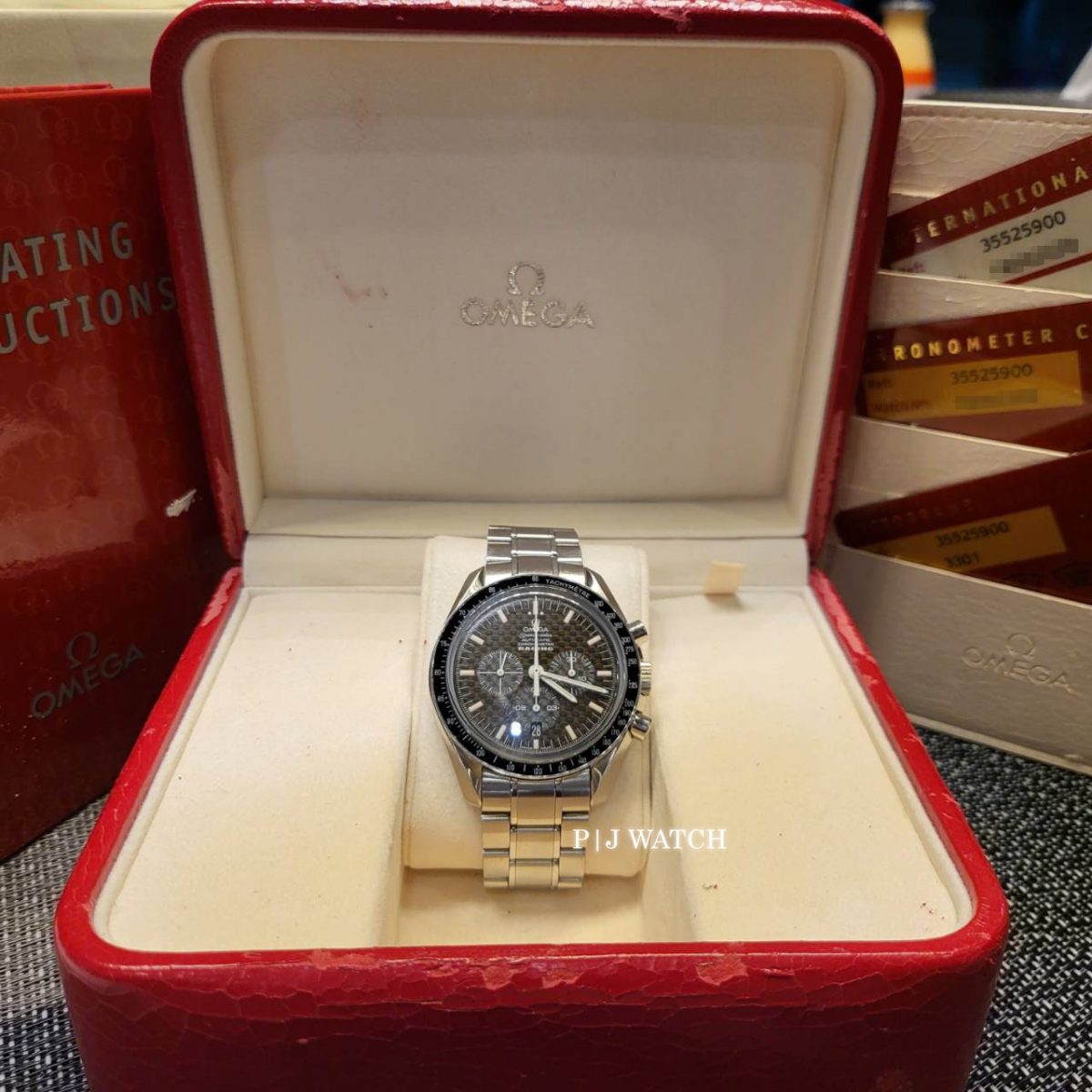 Omega Speedmaster Racing Chronometer Carbon Black Dial Ref.3552.59.00-2