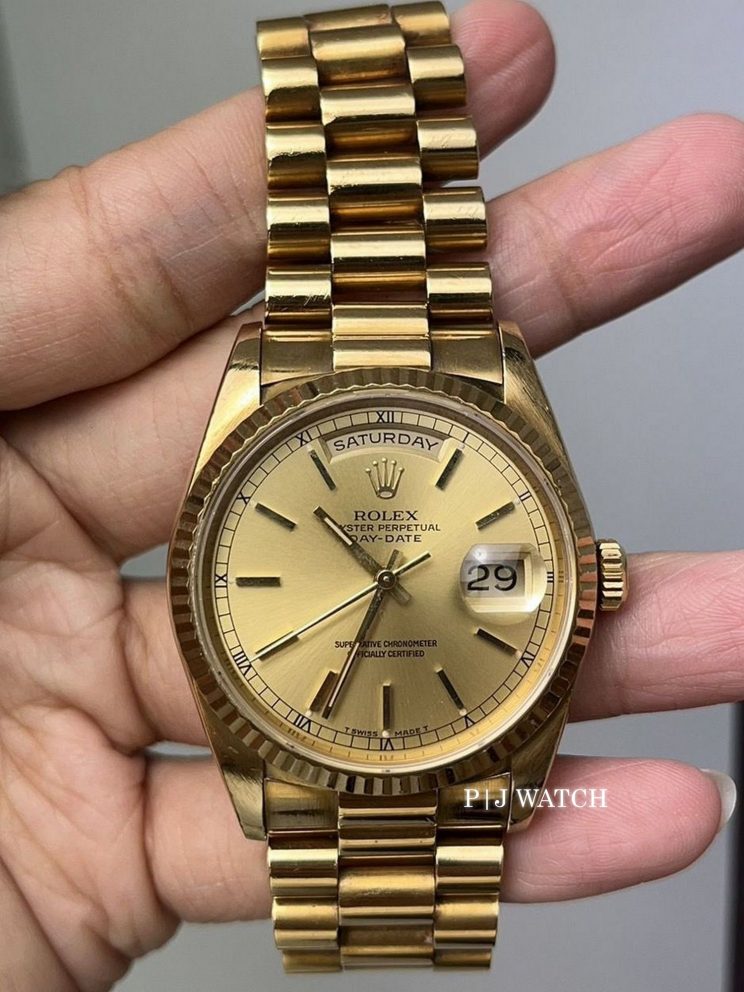 Rolex Day-Date 36mm Yellow Gold 18k Champagne Gold Dial Ref.18238