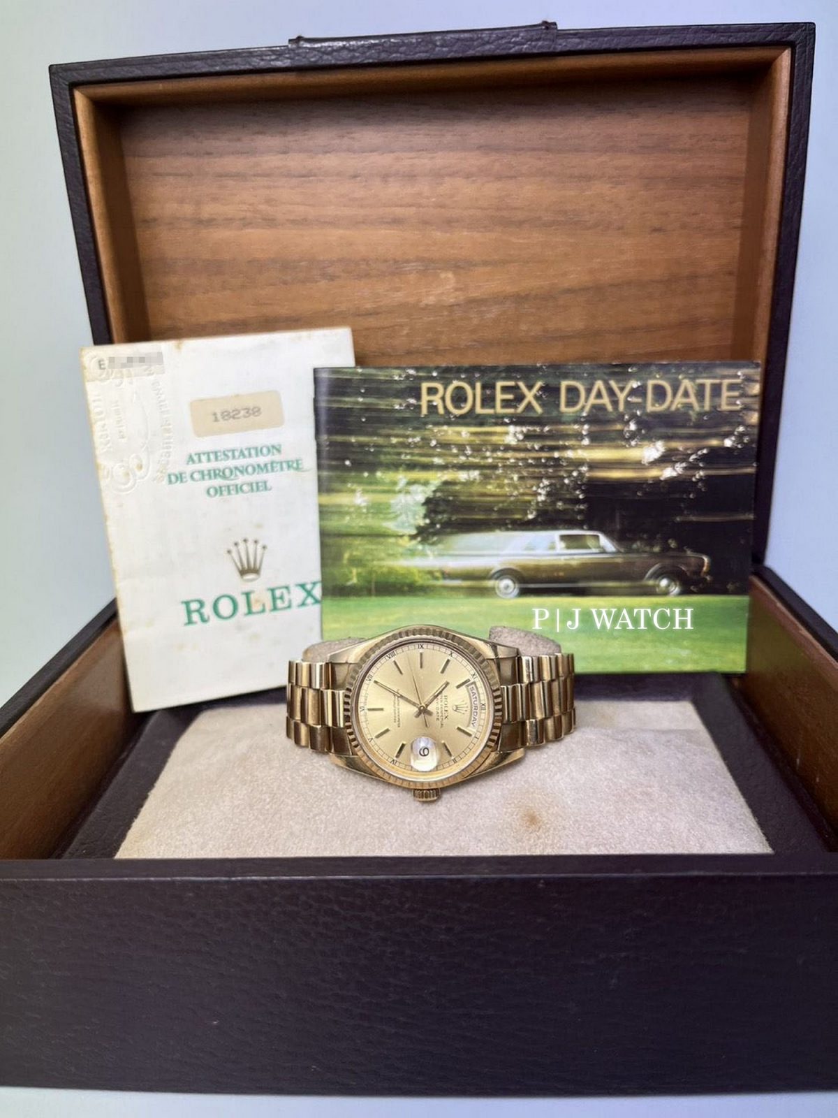 Rolex Day-Date 36mm Yellow Gold 18k Champagne Gold Dial Ref.18238-2