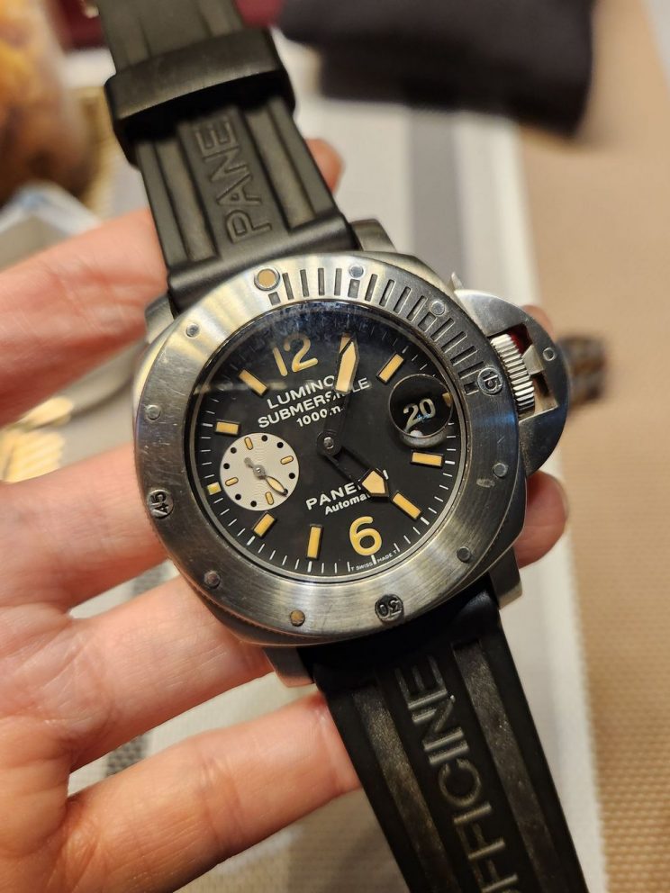 Panerai Luminor Submersible 1000m - 44mm Special Editions PAM00064