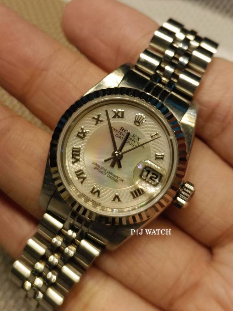 Rolex Datejust 26mm Decorated Mother of Pearl Dial Ladies Watch Ref.79174