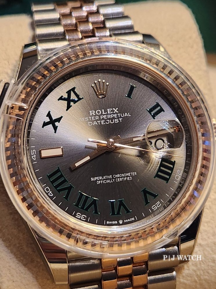 Rolex Datejust 41mm Green Roman Numeral Dial Jubilee Bracelet Ref.126331