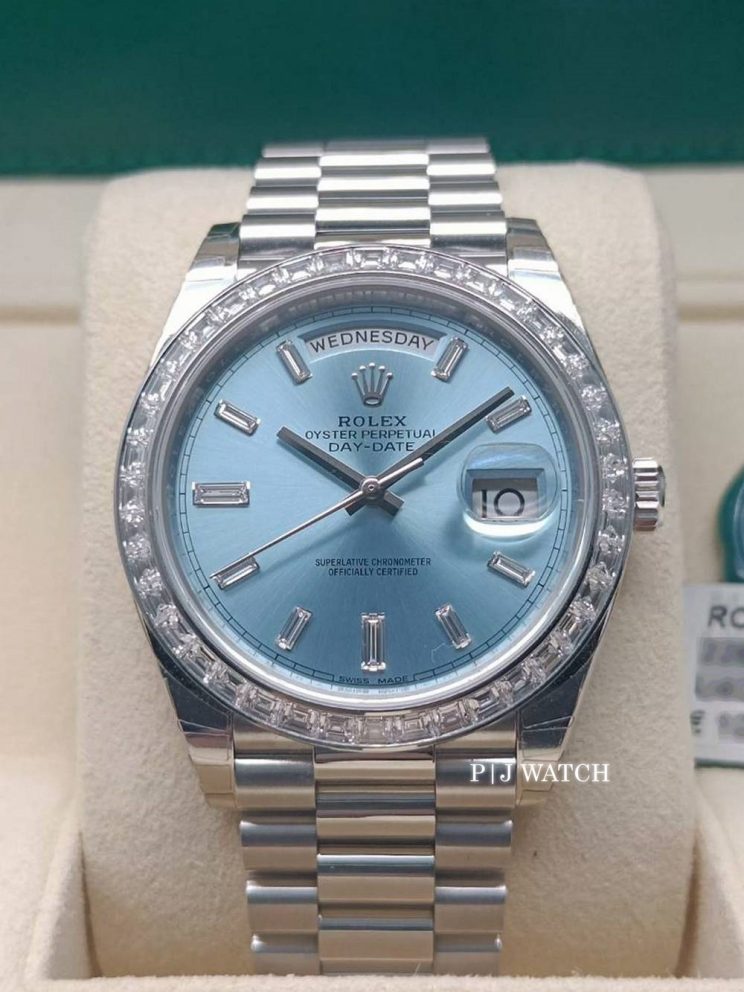 Rolex Day-Date 40mm Platinum Men's Watch Ref.228396TBR