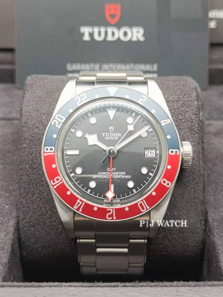 Tudor Heritage Black Bay GMT Ref.M79830RB