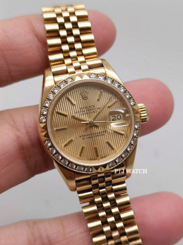 Rolex Lady-Datejust 31mm YellowGold Champagne Fluted Dial Ref.69178