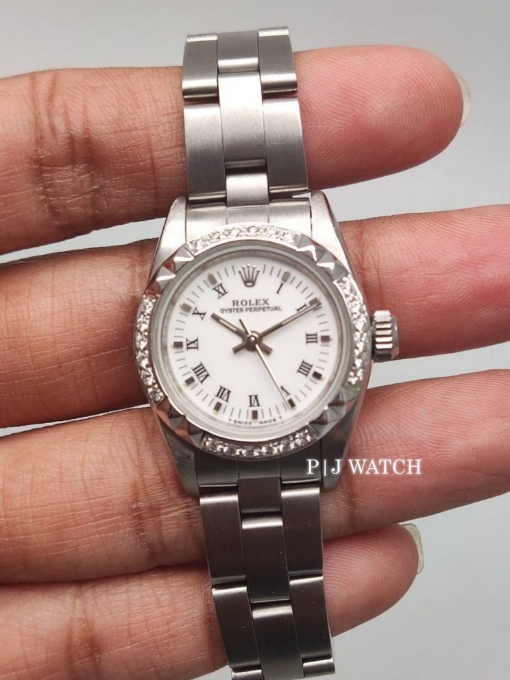 Rolex Lady Oyster Perpetual 26mm White Dial Ref.67180