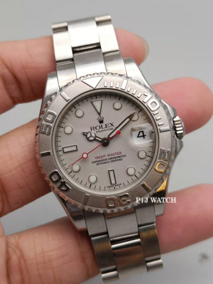 Rolex Yacht-Master 40mm Chronometer Platinum Bezel Ref.16622