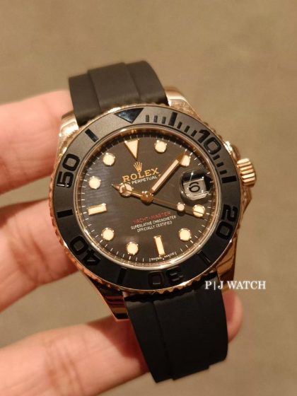 Rolex Yacht-Master 40mm Everose Gold Black Dial Ref.116655