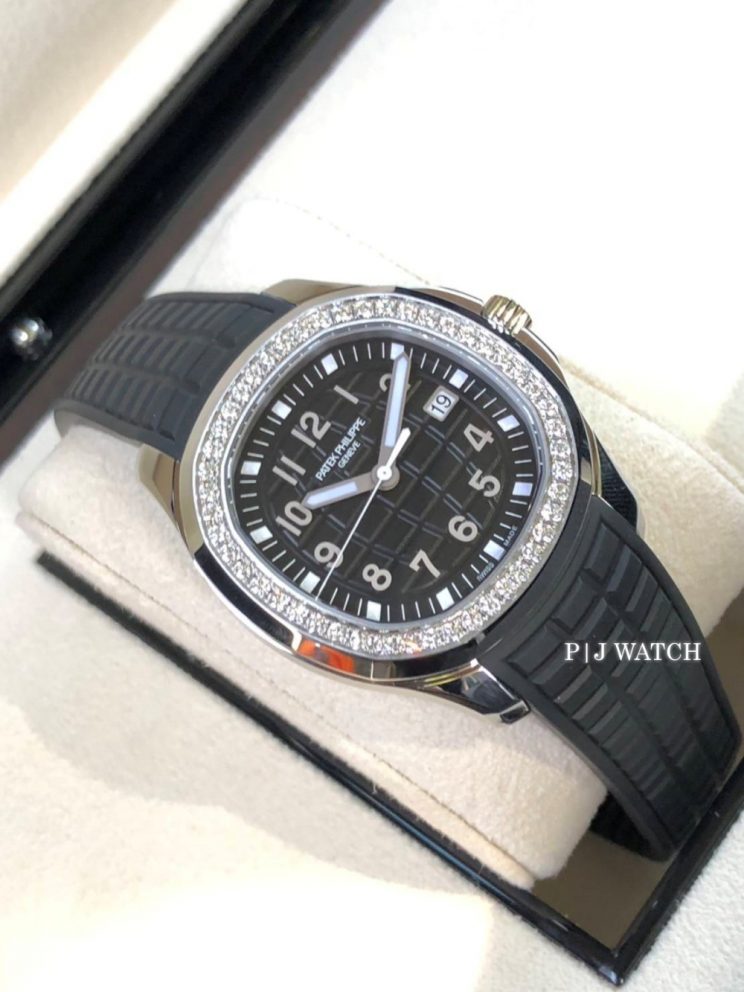 Patek Philippe Aquanaut Luce Black Dial Ref.5267/200A-001