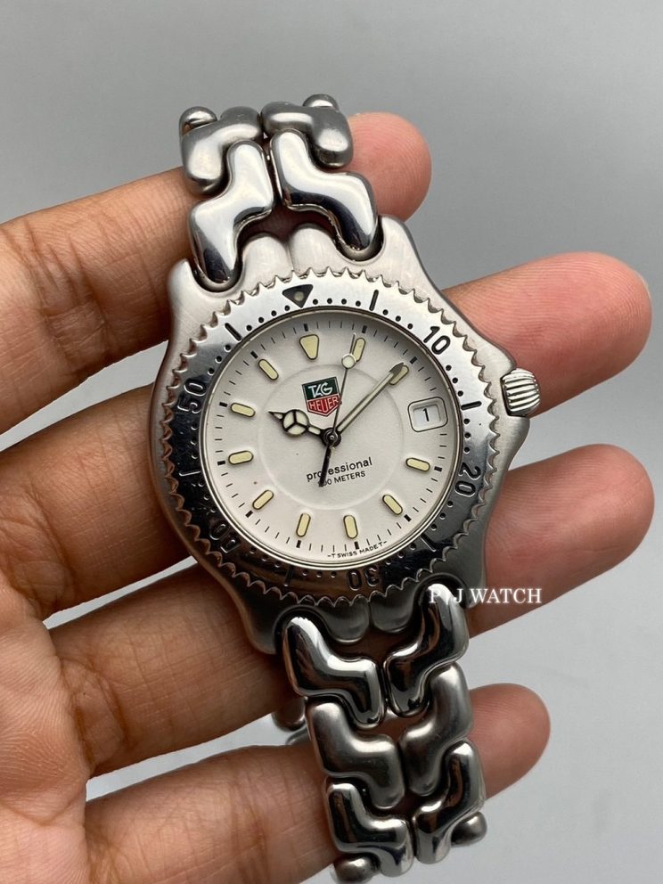 TAG Heuer Professional 200M Men's Quartz Watch Ref.WG1112-0
