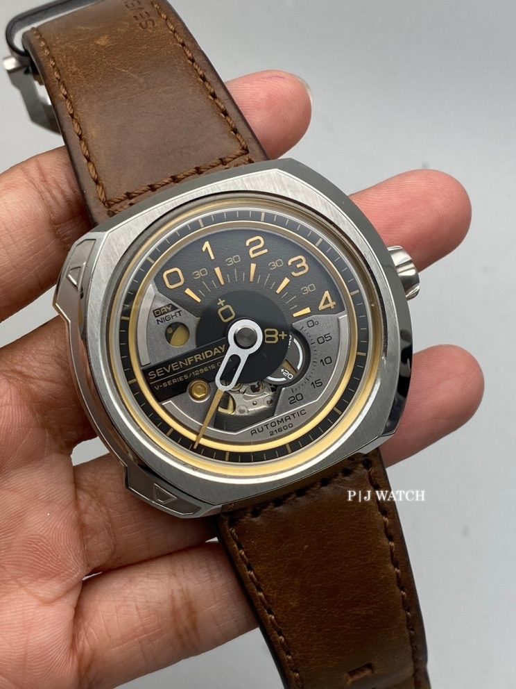 Sevenfriday V-Series V2-01 Revolution