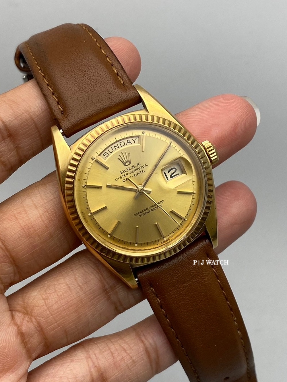 Rolex Day-Date 36mm Yellow Gold 18k Champagne Dial Ref.1803