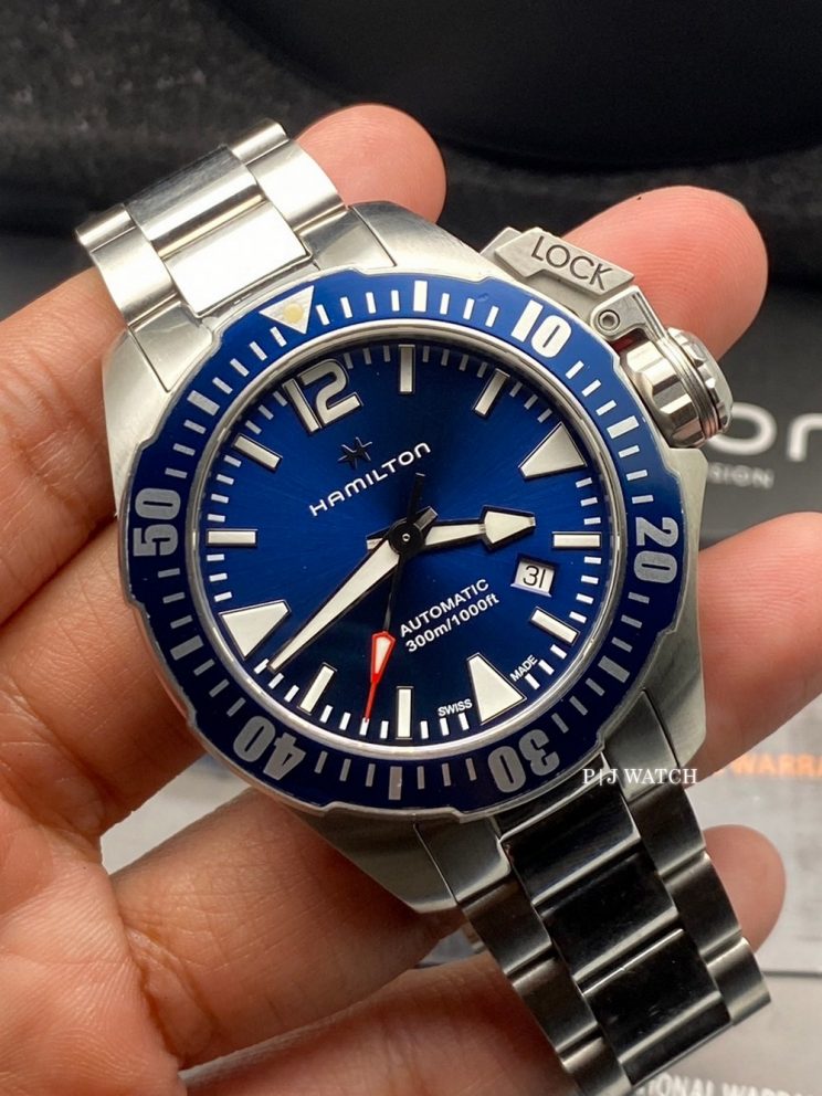 Hamilton Khaki Navy Frogman Automatic 300m Blue Dial Ref.H7770514