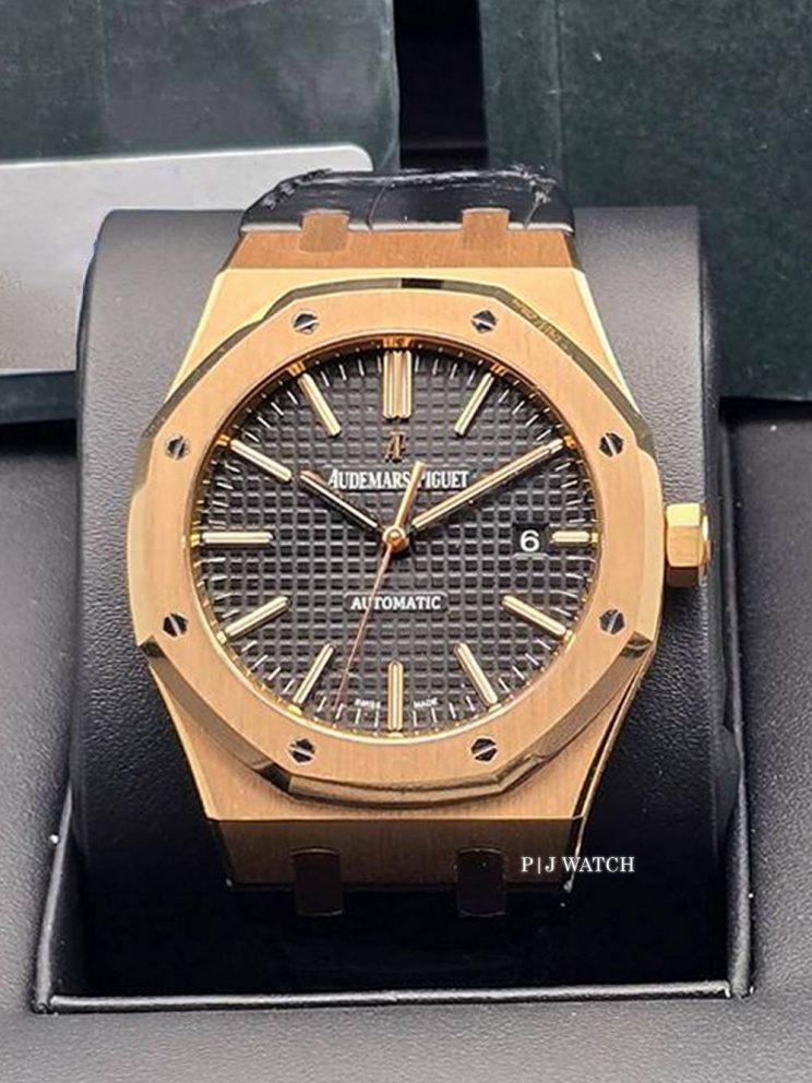 Audemars Piguet Royal Oak Automatic 18k Rose Gold Ref.15400OR.OO.D002CR.01
