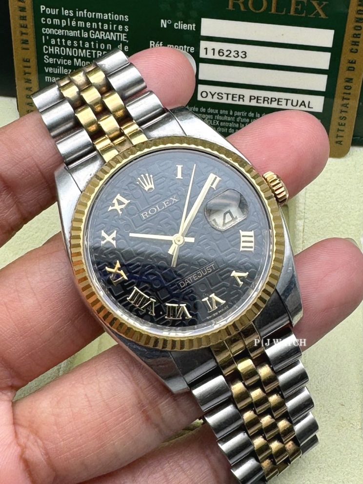 Rolex Datejust 36mm Two Tone Jubilee Bracelet Black Roman Dial Ref.116233