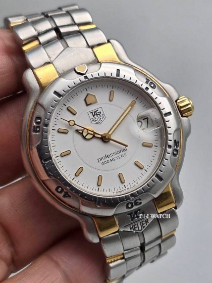 TAG Heuer 6000 Professional 200M Quartz White Dial Men's Watch Ref.WH1251
