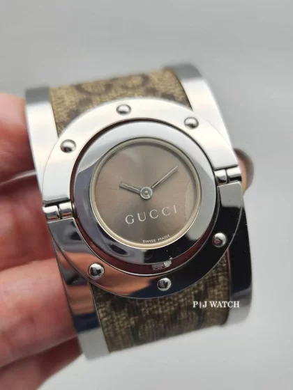 Gucci Twirl 23.5mm Steel Quartz Brown Dial Ref.YA112425