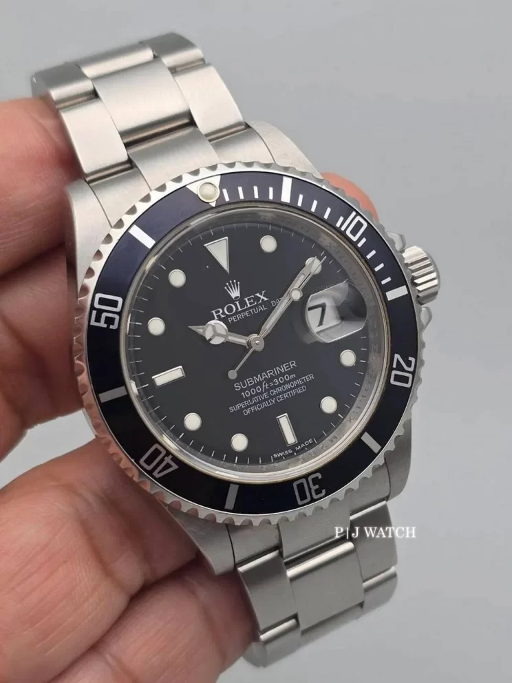 Rolex Submariner Date 40mm Oystersteel Black Dial Ref.16610