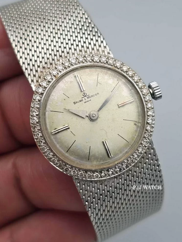 Baume & Mercier Vintage 18k White Gold Diamonds Bezel Ladies Watch