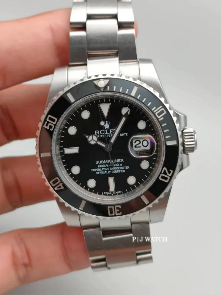 Rolex Submariner Date 40mm Black Ceramic Bezel Ref.116610LN