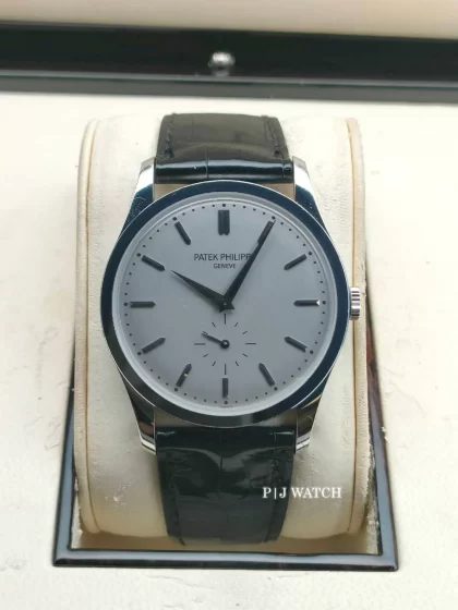Patek Philippe Calatrava 37mm White Gold Ref.5196G-001
