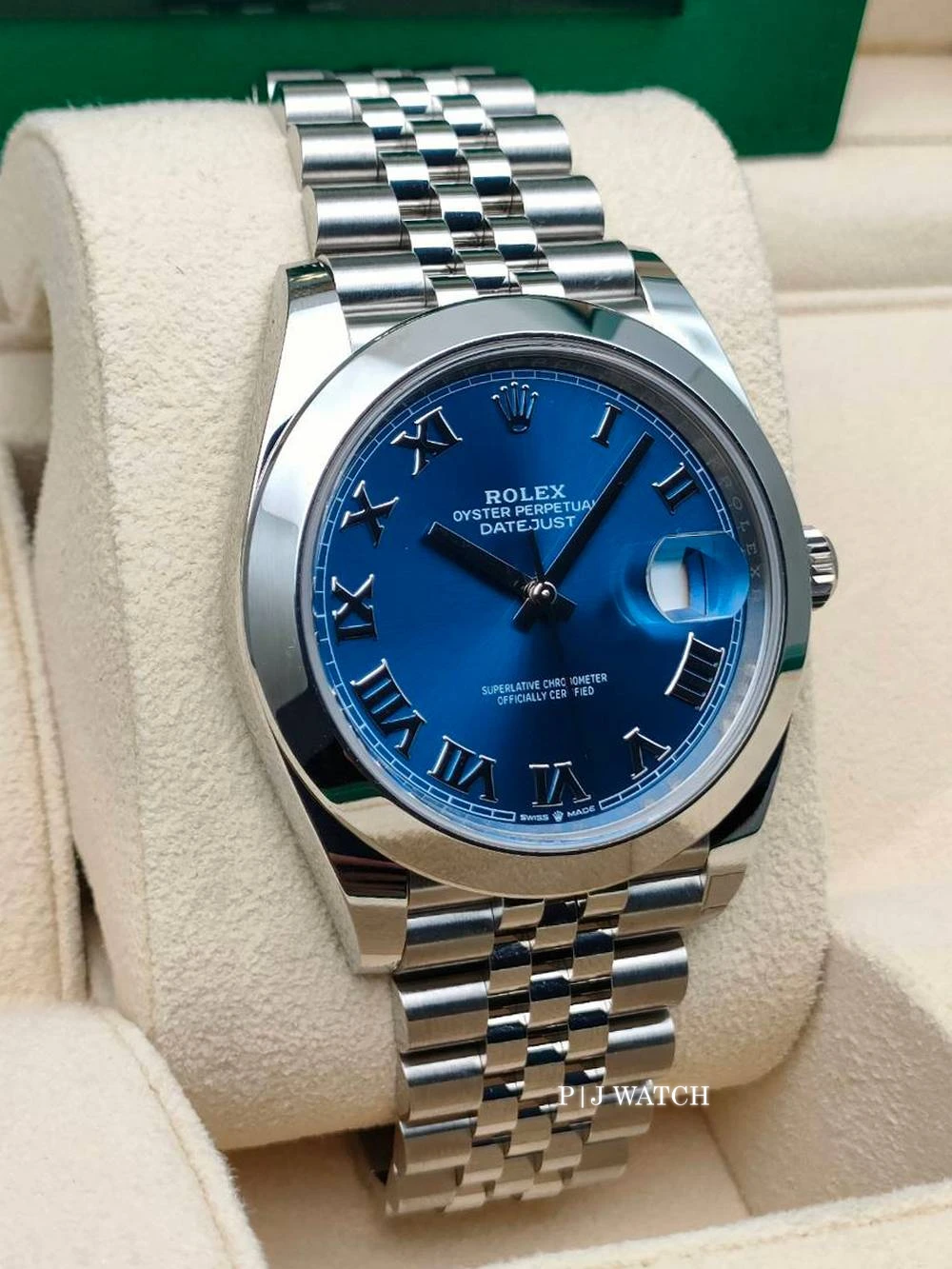 Rolex Datejust 41mm Oystersteel Blue Dial Jubilee Bracelet Ref.126300