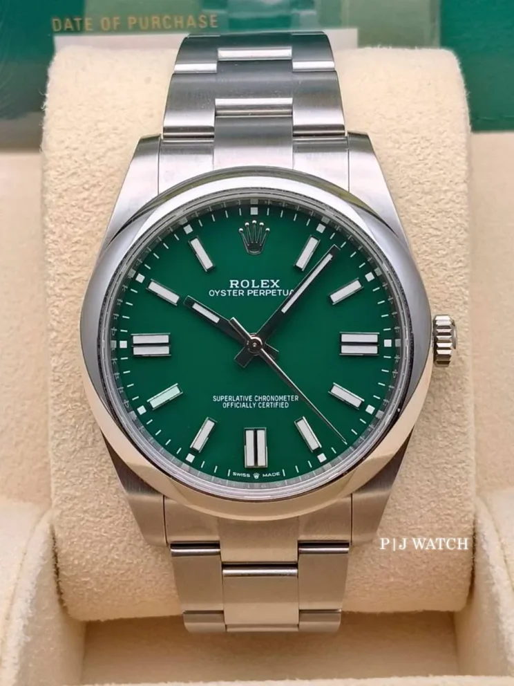 Rolex Oyster Perpetual 41mm Green Dial Oystersteel Men's Watch Ref.124300