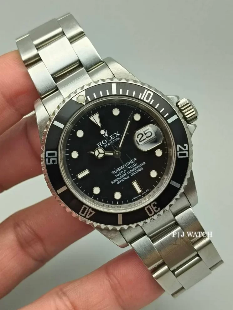 Rolex Submariner Date 40mm Steel Black Dial Ref.16610