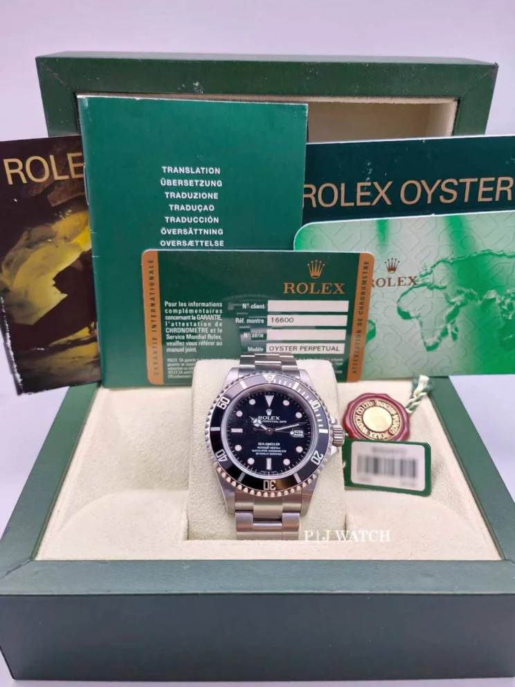 Rolex Sea-Dweller 4000 Oystersteel Black Dial Ref.16600