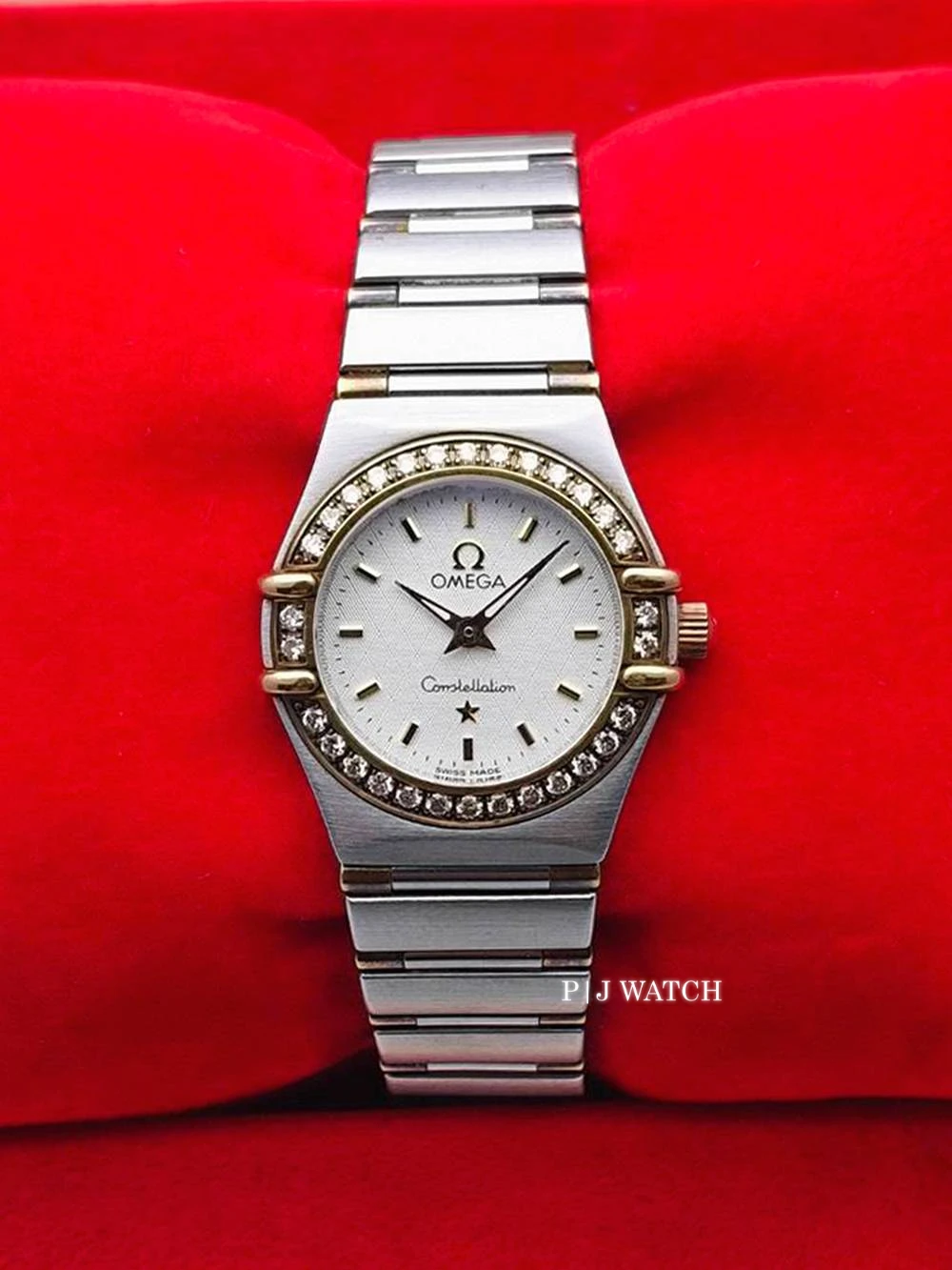 OMEGA Constellation 22.5mm Yellow Gold 18k Diamond Bezel Ref.1367.30.00
