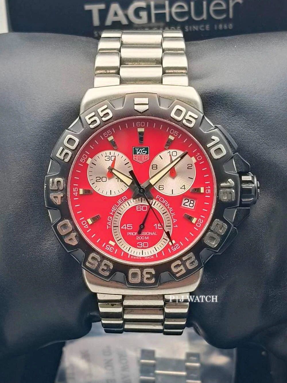 TAG Heuer Formula 1 Quartz Chronograph 41mm Red Dial Ref.CAH1112.BA0850