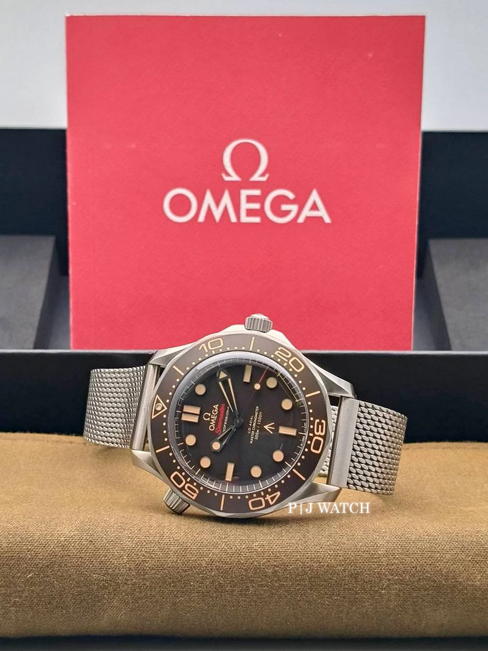 OMEGA Seamaster Diver 300M 42mm Brown Titanium Mesh 007 No Time To Die Ref.210.90.42.20.01.001